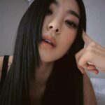 Yoon Bo-ra Instagram - 👁️🐈‍⬛🦋🩸✨💜