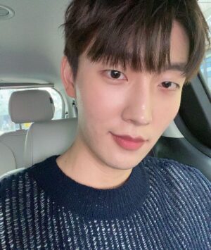 Yoon Jun-won Instagram - 하늘아 맑아져라!