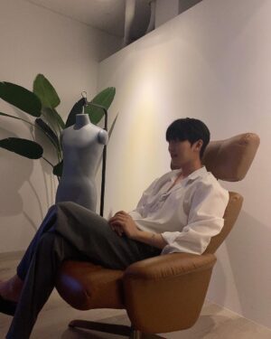 Yoon Jun-won Instagram - 생존신고😌
