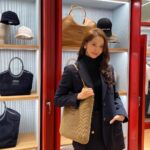 Yoona Instagram - ❤️예쁜게 너무 많앙🆕🆕 #MiuMiu #MiuIvy #미우미우 #미우아이비팝업 COEX Hyundai Department Store
