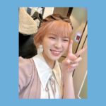 Yoshino Aoyama Instagram - #0225 🍶🚩 ・ 「青山吉能の可能性に挑戦！」 ついにフィナーレofフィナーレでした。 毎年続けてきた忘年会がこうもあっけなく、 いつもどおり終わることに、ひとつの人生を感じています。 ・ ・ 2019年の誕生日から共に過ごし、 いつもなにごとも一緒に彩ってくださった たくさんのスタッフの皆さま。 ・ いつも最高のょにしてくれたメイクさん。 ・ ド年末の忘年会用スケジュールも しっかり確保していたマネージャーさん。 ・ トンチキ企画を面白がりながら取り組んでくれた、 挑戦者の皆さん。 ・ ・ もうこんな変な番組(home)なんて 2度とやる機会がないかもしれません。 しかし、ここで培ったなんでもやってみるかの精神は きっとずっと生き続けます！ なので皆さん、これからも宜しくお願いします。 ・ なにがあろうとオンリーワン番組よぴちゃれ🥋 でした。 ・ まだアーカイブもありますし、 爆破のそのときギリギリまで楽しんでね。 ・ また会う日まで！ ありがとうございました！ ・ ・ #homeとは #褒め と #家 #ダブルミーニング #大卒 #さすがに文才 #なんでもできちゃう #もう挑戦しなくたっていい #いつでもしているので