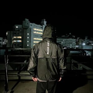 Yu Takahashi Instagram - 高橋優監修のスポーツライン『あまろん』
最新作はナイロンジャケット🏃

#Iamalone
#あまろん
#ぴんしょうつあー

※画像ではSize2を着用しています