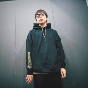 Yu Takahashi Instagram - #ぴんしょうつあー
ぴんしょう BIG フーディー
画像はXL sizeを着用しています