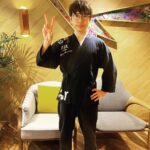 Yu Takahashi Instagram - 2022.7.21 高橋優FC会員限定 弾き語り配信LIVE 「胡坐」2022 ～白橋でも黒橋でもない高橋～ ご視聴ありがとうございました！ 13年目も引き続きよろしくお願いします！ #高橋優 #高橋優8thALBUM #AmazonMusicStudioTokyo #弾き語り