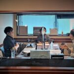 Yu Takahashi Instagram - TOKYO FM「鈴村健一のアイスム 週末ダイニング」に出演させていただきます。 鈴村さんとは今回が初対面でしたが収録予定時間を大幅にオーバーする程にトークが弾みまして、それはつまり鈴村さんの懐の大きさであり、ひねくれたぼくを包み込む寛容さであり、ぼくはただただ楽しくお話をさせていただきました。敬服っす。 10月10日(日)・17日(日)18:00〜18:30 ※2週続けてゲスト出演 トークのみAuDeeで聴くことができます。 https://audee.jp/program/show/57751 【Instagram用タグ】 #tokyofm #鈴村健一 #高橋優 #takahashiyu