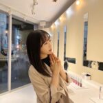 Yui Oguri Instagram – 「 かわいいに恋するすべてのひとに。PHOTO STUDIO by JILL STUART Beauty」
⁡
ポップアップイベントに参加させていただきました~🌷🫧

世界観が可愛くて
とても癒されました👼🏻🪽
普段からメイク道具のチークや
ヘアケアや柔軟剤も愛用しています！！
コスメの色味はもちろん
ケースも可愛くてとっても魅力的でした🪞

#ジルスチュアート
#jillstuart