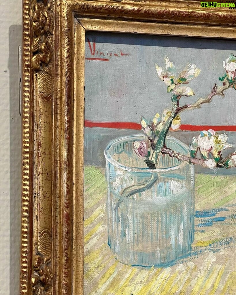 Yuki Kato Instagram - #throwbackthursday to when i saw the Almond Blossoms painting by Van Gogh.. felt surreal.. #diaryukikato nangis kecil hehe Van Gogh Museum