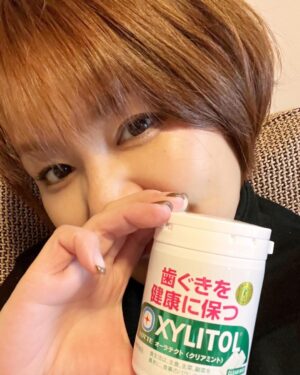 Yuko Nakazawa Instagram - ✳︎✳︎

１２月１６・１７日の２日間、
口腔ケア研究の第一人者で
大阪大学教授の天野敦雄先生と
ご一緒させていただきました。
口腔ケアが、
いかに大事か。
今からでも遅くない口腔ケア。
これからの健康のためにも、
実践しよう🦷

ロッテさんから
キシリトールのガムをいただきました。