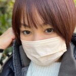 Yuko Nakazawa Instagram - ・・ 髪、整えました。 セルフでザクザク切っていた前髪も 綺麗になりました ☺︎ ショートはすこしでも伸びると 気になります。 カラーは、 久しぶりのピンク系にシルバーかな？ 秋冬はトーンを押さえた色に したくなるなぁ。 いつもrurikaさん （ @rurika777 ）にイメージだけ 伝えてお任せです。 #薬院 #ミントメゾン さん