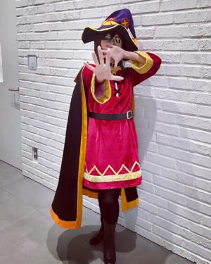 Yuko Nakazawa Instagram - ⭐︎⭐︎

時差投稿。

少し前に。
コスプレしました。
手が震えるくらい緊張しました。

お久しぶりに、ナイナイさんに
お会いできました。
少し、岡村さんとお話しできました。
嬉しかったです。

ナイナイさんは
モーニング娘。が誕生した瞬間から見ていただいているお二方なので、お会いすると不思議な感覚になります。

#ぐるナイコスプレショー
#お目汚し失礼します
