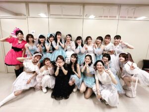 Yuko Nakazawa Instagram - ⭐︎⭐︎

見て！！

私の仲間たち。
最高やん！
大好きなんだけど。

#まだあるのよ
#確認待ち  w
#勝手に載せてはいけません