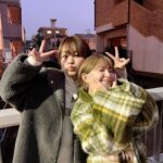 Yuko Nakazawa Instagram - 🎂🎂 うちの矢口がお誕生日を迎えました⭐︎ その前の日は うちの梨華ちゃんがお誕生日でした⭐︎ 今年は年が明けて早々に 矢口とお仕事一緒に出来まして。 去年からずっと楽しみにしていたのだけど 想像以上に楽しくて、メイク中の矢口弾丸トークに笑いっぱなしでした。 いつも元気をありがとう！ 写真はその日のオフショット。 今年も健康第一、元気に可愛いく 良い一年になりますように。 今年は梨華ちゃんとも２ショット撮るぞ！ 梨華ちゃん、新しい一年も幸せいっぱいで ありますように。 写真撮ろー📷ってなかなか言い出せないんだよなぁ。言うタイミングがよくわからない😅