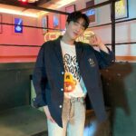 Yun Sung Instagram - 월요일 저녁 8시에 Kstar 도원차트에서 만나요!😁💗 뿅!
