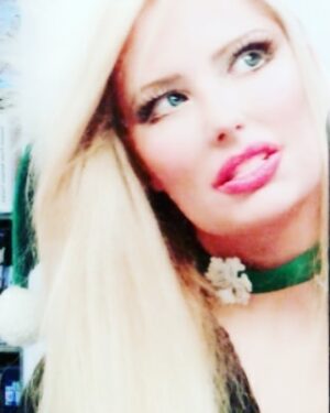Yvette Rachelle Instagram - Here is Snowflake ❄❄the #Elf in #Universal #Comedy  #Christmas film #santastoleourdog  Funny dog caper film where #EdAsner as #Santa accidentally steals the family #dog . It was in Theatres but now you can watch it at home on #Amazon #Redbox #Vudu #itunes #microsoft 🍭🍭Peace on Earth to All xoxo #YvetteRachelle  #actress #Producer #model #Doglover #followforfollowback 💙💙