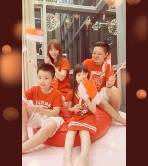 Yvonne Lim Instagram - Seems it was not too long ago we attended 🇸🇬 NDP last year...😍 #happyAJ & #happyAlexa are still reminiscing about it and it will always be an important day to me wherever i am...🇸🇬🥰
.
I am glad my kids are as proud as i am to be Singaporean and they enjoy singing to different NDP theme songs each year (even those before they were born...🥰)
.
Well since we aren't able to this year, we decided to create our NDP celebration #singaporespirit at home instead! 🇸🇬🙌🏻😘 
.
我们在家，拿着🇸🇬国旗，一边唱歌一边挥舞着，其实还蛮有感觉的！😍 不舍得把 《Shine Your Light》剪短，只好让大家听听全首啦！自己加的效果还OK吧？🥰😆✌️
.
Happy 58th Birthday Singapore!! 🇸🇬😘
㊗️我国，国泰民安，风调雨顺！生日快乐！🇸🇬🎂
I Love You Singapore!! 
❤️❤️❤️❤️❤️❤️❤️❤️
.
#NDP2023
#happy58thbirthdaySingapore
#ShineYourLightSG
#OnwardAsOneSG 
#SG58
#proudtobesingaporeans 
#NDPathome
#myjoyandhappiness
#mysunshine
#happymummy
#国庆日
#新加坡女婿
#平安
#健康
#感恩
.
Music by Don Richmond
Lyrics by Don Richmond and Shigga Shay 
Additional Lyrics by Sara Wee
Produced and Arranged by Bani Hidir and Don Richmond