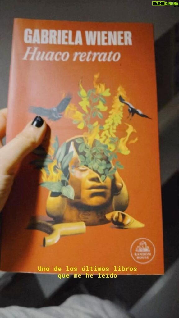 Zahara Instagram - Uno de los últimos libros que me he leído (y más me ha fascinado) ha sido Huaco Retrato de @gabrielawiener Os dejo aquí una pequeña parte de él.