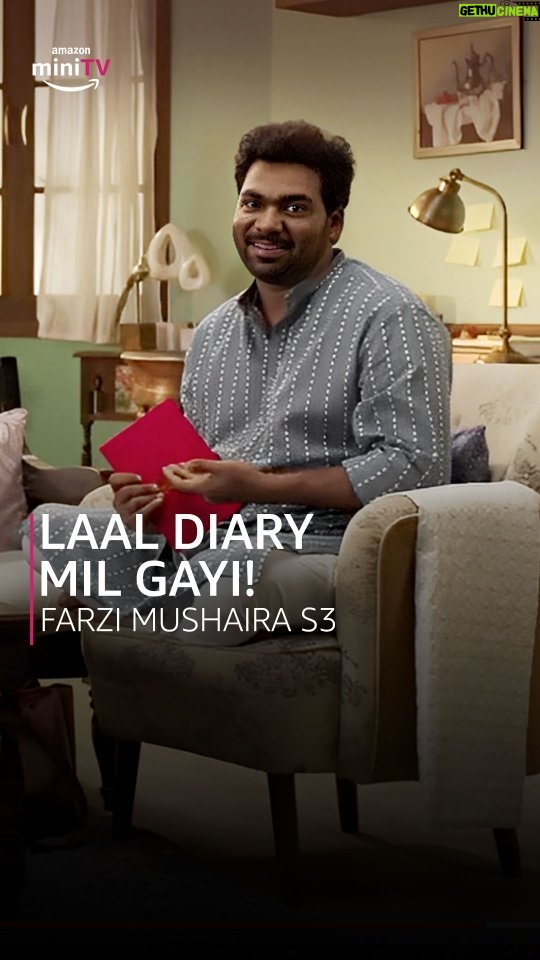 Zakir Khan Instagram - toh ab jo mil gayi hai yeh Laal Diary, Farzi Mushaira season 3 binge karne ki shuru kardo tum taiyyari 🤩 aa raha hai 13th Jan ko #FarziMushairaS3 only on Amazon miniTV jo hai aapke Amazon shopping app par, woh bhi bilkul FREE! @zakirkhan_208 @gopaldatt @nishanttanwar @venussinghofficial #ZakirKhan #GopalDutt #VenusSingh #NishantTanwar #PrachiDesai #HimanshiKhurana #RichaChadha #FarziMushaira #AmazonminiTV #WatchFree