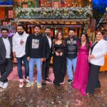 Zakir Khan Instagram - Aaj raat @kapilsharmashow pe milte hain. Happy new year in advance guys, baaki hum to cake kaatenge hi aaj. @kapilsharma paaji thank you for having us. @aupmanyu @kushakapila @be_a_bassi @archanapuransingh @rajivthakur007 @kikusharda @jassijasbir @richasharmaofficial PS1: It’s a big day for Indian Standup Comedy scene. Thank you all for supporting us. PS2: baki ka poora caption maine @be_a_bassi Se copy kiya hai. Photo bhi ussi ne bheji hain.