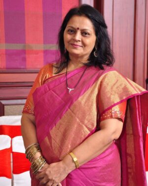Zalak Desai Instagram - FALGUNI DESAI
07/07/1963 - 04/06/2021

You were not just my mother, you were my best friend too! You were the only one who knew when to be hard on me and when to spoil me with the best of things!
I am what I am today because of you mummy. Thank you for everything that you did for me.❤️
You were one of a kind or rather, the only one!
My boss lady, my beautiful bestie, my world!🌍
This place is not going to be the same without you Mummy!
I am missing you so so so much but you suffered enough and I don't wish to be selfish so honestly, I'm glad you are finally peacefully asleep without an oxygen pipe stuck in your nose, not gasping for breath anymore.
I will continue to tell you how much I love you and how much you mean to me because I know you're watching us from heaven!😘
I love love love love love love love you so much Mummy!❤️
Still coming to terms with the fact that I will now have to address you in past tense! You went too soon Maa!
I will need you always so continue to watch me from up there please!
Till we meet again...💔