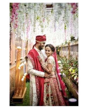 Zalak Desai Instagram - ❤️27.12.2020❤️

📸: @weddingdori
MUA: @makeupbymahekbhatt
Hairstylist: @aarti_hairandmakeup
Bride's Outfit: @roopkalamumbai
Groom's outfit: @kavach_design_studio

#CouplePortrait#WeddingPicture#WeddingDay#Bride#Groom#IndianBride#IndianGroom#Forever#Together#Neerav#Zalak#ThankYouGod#ThankYouUniverse#Grateful#PositiveVibesOnly✨😇🧿