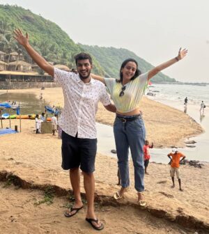 Zalak Desai Instagram - Hola from Cola!✌🏼🏖️😎🍹🙌
.
.
.
#Goa#Goadiaries#Travel#Explore#FavCouple#Actor#Grateful#Blessed#BlessedWithTheBest#ThankYouGod#thankYouUniverse✨🙏 🧿