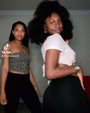 Zandra Cunningham Instagram - 10k baby now🥰 here's my thank you #tiktok dance ft. @simoneyvonne__ 💋