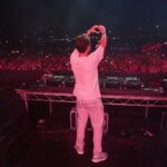 Zedd Instagram - Another absolutely INSANE crowd in Calgary last night 😍!!! Which one‘s your fav?? 1,2,3,4 or 5? 📹: @nickfarrar