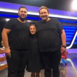 Zeynep Kankonde Instagram - Üçümüz bir fidanın güller açan dalıyız...