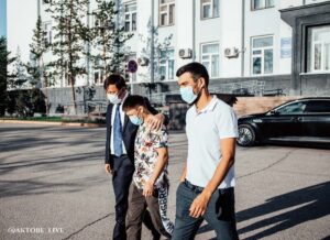 Zhalgas Zhumagulov Instagram - Бүгін қала әкімі Асхат Шахаров мені алда болатын жекпе-жек алдындағы кездесуге шақырды. Жақсы тілектеріңізге рахмет! 
 
Өткен айлар ішінде, мен қазақ халқын абыроймен көрсету үшін мықты жігерлілікпен жаттықтым. 

Бұл жекпе-жек маған, біздің командамыз және бүкіл ел үшін өте маңызды!

Сегодня аким города Асхат Шахаров пригласил меня на встречу перед предстоящим боем. 
Благодарю за напутственные слова! 
Эти месяцы я упорно тренировался для того, чтобы достойно представить нашу страну. 
Этот бой очень важен для меня и всей нашей команды и страны!