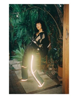 Meng'er Zhang Instagram - Thanks for having me @flauntmagazine !
It was so much fun to shoot with everyone 🤗

📸 @mynxiiwhite 
Style @muihai 
Makeup @emilychengmakeup 
Hair @rena.calhoun
AD @craigbull 
Article @surina.pop