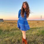 Zoe Colletti Instagram - surrounded by all my friends Nebraska