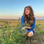 Zoe Colletti Instagram - surrounded by all my friends Nebraska