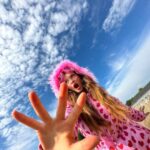 Zoe Colletti Instagram - rockin furs like it’s snowin in the south