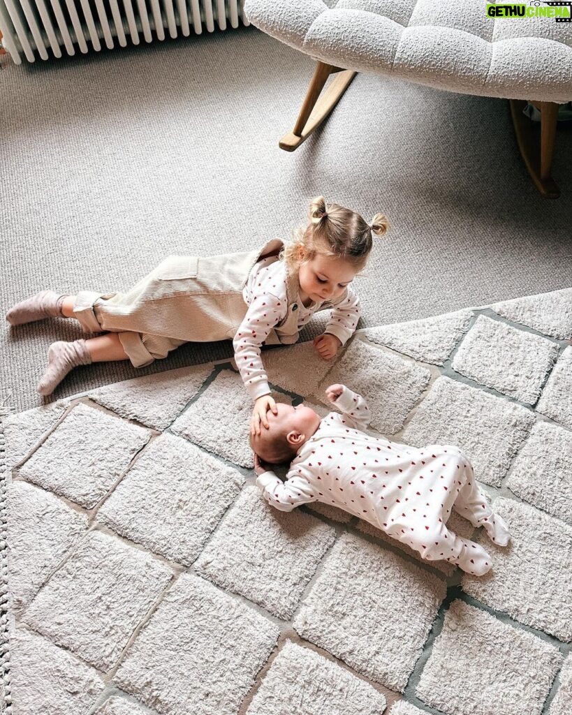 Zoe Sugg Instagram - Week 7 of 2024 ✨ 1. The girls on Valentine’s Day in their matching pjs ♥️ 2. So hard to get pictures of them together but when I do they’re my absolute favourite. Ottie is so cute with Novie! 3. A galentines delivery from @poppydeyes of a @getbakeduk Bruce cake which is exceptional with a bit of double cream 😍 4. My family ♥️ 5. Pancake day breakfast at @joandcorestaurants with Novie and… 6. @alfiedeyes ✨ 7. Sorted out all my makeup in the week and it feels good now to have a smaller more compact collection all in one place. Gone are the days of drawers full of lipsticks 😂 8. Went for a walk with Ottie where I made her a little tick list of things to collect and stick on her list! It was one of my weekly highlights, just the two of us plodding along chatting together ♥️ 9. Spent Friday afternoon having afternoon tea at Alfie’s parents house but not before we popped to the fish shop to let Ottie pick a fish for her grandads tank! We didn’t actually get him one of these but they looked so pretty all swimming around! 10. Play dates with @tanyaburr & Sage! So lovely having a catchup and watching our little people play together. We’ve been friends now for 12 years!! 👯‍♀️ (who’s been here that whole time? Major points to you if you have haha) Let me know your highlights of the week below!