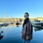 Zoe Tay Instagram - 🛟⚓️⛴️⛴️🩷☀️☀️⚓️🛟 美好的，留在心底； 遗憾的，随风散去。 活在当下，且行且珍惜。 周末快乐！ #周末愉快 #蒋帅视角📷 #throwbackemoments #marseille ~France #感恩一切都美好❤️ #珍惜每一刻時光 #阳光能量 #保持正能量快樂每一天 #ZoeTay #鄭惠玉 #惠声玉影 #佐伊の語 Old Port of Marseille