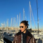 Zoe Tay Instagram - 🛟⚓️⛴️⛴️🩷☀️☀️⚓️🛟 美好的，留在心底； 遗憾的，随风散去。 活在当下，且行且珍惜。 周末快乐！ #周末愉快 #蒋帅视角📷 #throwbackemoments #marseille ~France #感恩一切都美好❤️ #珍惜每一刻時光 #阳光能量 #保持正能量快樂每一天 #ZoeTay #鄭惠玉 #惠声玉影 #佐伊の語 Old Port of Marseille