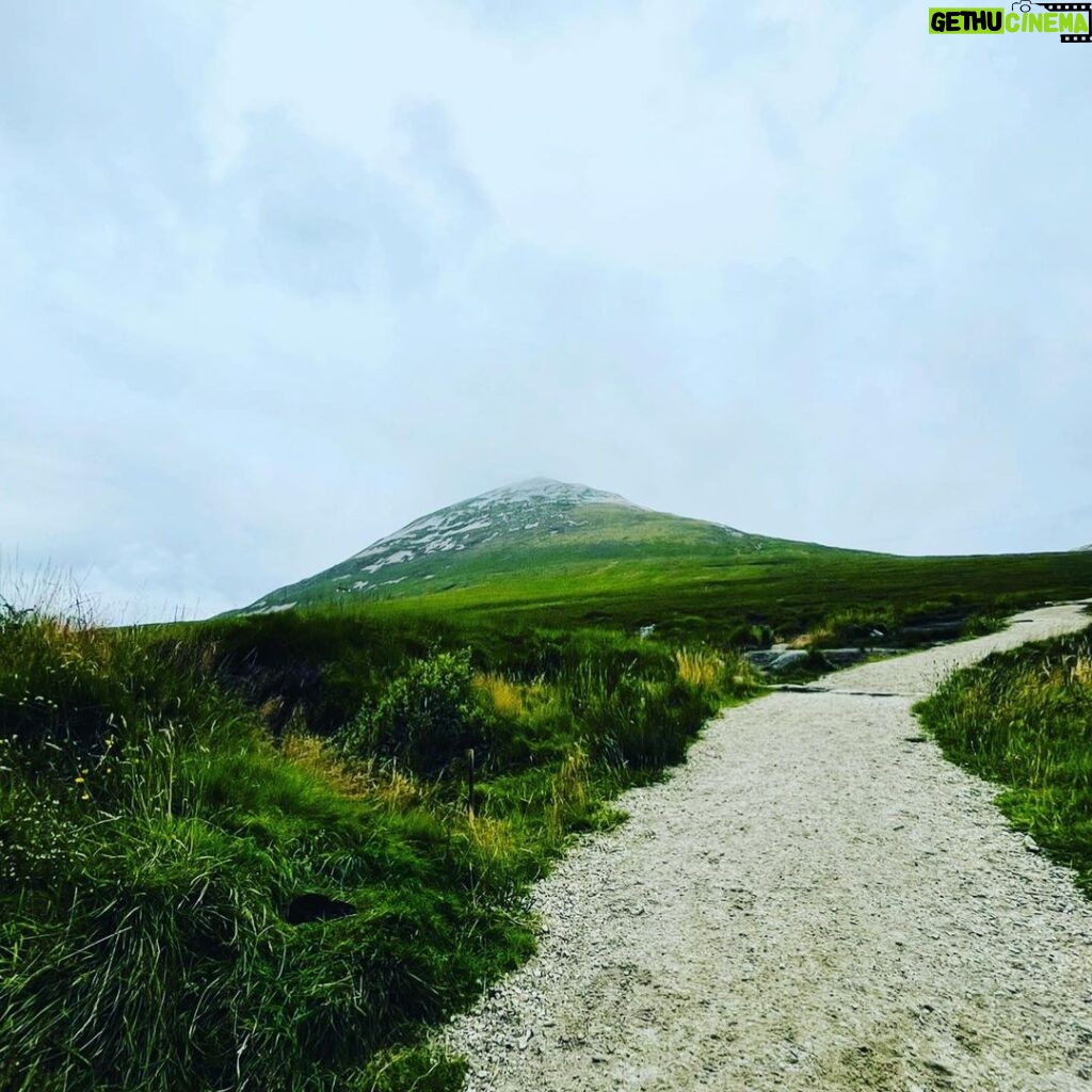 Zoie Palmer Instagram - Today some of my family hiked and climbed Mount Errigal in Donegal Ireland. Here’s some pics, we started out with 7 of us and lost a few along the way and a few of us carried on to the very top. The last pic is where we stopped after for seriously the best Grilled Cheese and tomato soup I’ve eaten in my life. Beautiful day ❤️ Donegal, Ireland