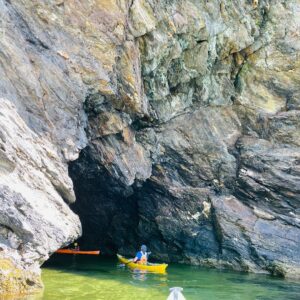 Zoie Palmer Instagram - When you head out to the ocean to go kayaking in some caves with some of the best, funniest, kindest, gang around and they also happen to be your family, it’s just about the best day ever. ❤️🇮🇪