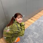 asmi Instagram - 今日は破壊前夜のこと発売記念ファンクラブ限定イベントでした🫧 あっという間に感じちゃうくらいみんなと過ごす時間がたのしかった🥹また絶対やろう！だから来られなかった人も安心してて💨 今日のことは後日パンダまみれで🐼ありがとうございました💛またねー👋🏻 かわいい衣装🟠ピンついてた🧷 どう！？ 東京都