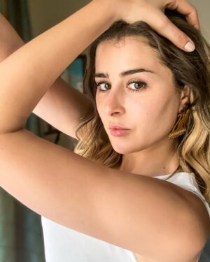 Aïcha Ben Ahmed Instagram - يومكم جميل 💋