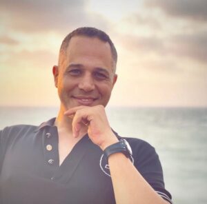 Aïcha Ben Ahmed Instagram - الله اكبر 
الله يرحمك و ينعمك !!!
مصطفى درويش في ذمة الله