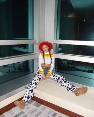 AC Bonifacio Instagram - andy’s coming !!!! 🫣

happy halloween from ur fav cowgirl Jessie 🤠

outfit @reginetolentinoatelier <3
