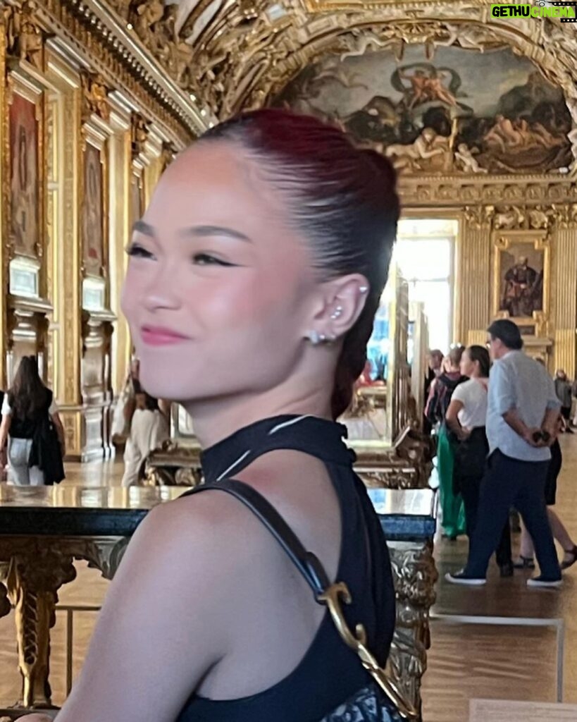 AC Bonifacio Instagram - swipe for surprise Louvre, Paris