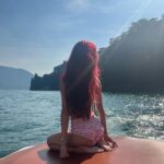 AC Bonifacio Instagram - little mermaid sighting in lake como Lake Como, Italy