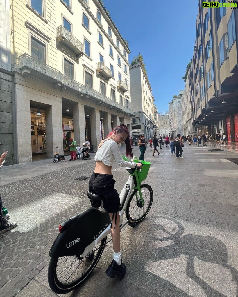 AC Bonifacio Instagram - ti amo milano Milan, Italy