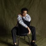 Aarón Díaz Instagram - La belleza y la diversidad cultural de México fueron la inspiración para que el reconocido actor Aarón Díaz se decidiera a reconectar con México y compartir sus viajes. A partir de hoy, podrás descubrir los tesoros de nuestro país en “Reconexión: México”, por @vix.   Fotos: @alexsalinasg Estilismo: @alo_murillo_ Grooming: @robbielikemargot Director editorial: @alfonsoparra__ Entrevista: @albertonavamtz Editor digital: @adymoss Agradecimiento especial: @fsmexico Looks de Aarón: @dior Collar en portada @dolcegabbana #EsquireMx