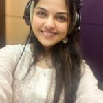 Aarya Ambekar Instagram - From a recent recording! @nisarg_music20 @pandit_dawn