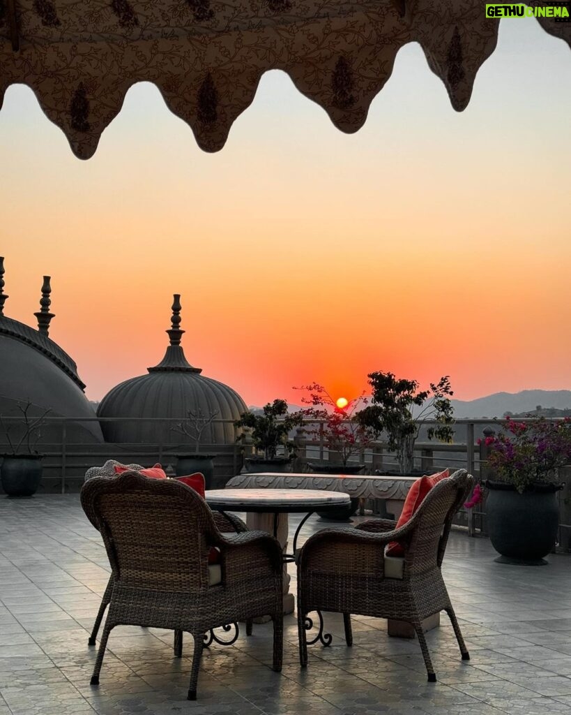 Aashna Shroff Instagram - Memories from our fav city 🫶🏻🩷 Jaipur, Rajasthan