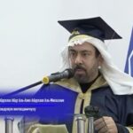 Abdel Aziz El Moslem Instagram - حفل منح الفنان الكويتي عبدالعزيز المسلّمْ شهادة «بروفيسور فخرية» من جامعة « أرابايف » الحكوميه العريقة في جمهوريه قرغيزستان بحفل رسمي أكاديمي صباح يوم الخميس ٢٥ يناير 2024 برعاية وحضور سعادة مستشار أمين عام الأمم المتحدة، ورئيس الهيئة الخيرية الإسلاميه العالميه الدكتور عبدالله المعتوق ، و مجلس الأمناء ،و رئيس مجلس جمعية السلام للأعمال الإنسانيه الدكتور نبيل حمد العون ، والوفد المرافق له وذالك تقديرا لجهود الدكتور الفنان عبدالعزيز المسلّمْ في تسخير الإعلام وتفعيل الدراما للقيم الاخلاقيه والأعمال الإنسانيه ، ومبادراته في دعم العمل الإنساني في جمهورية قرغيزستان والعالم . وأهدى الفنان الدكتور عبدالعزيز المسلم شهادة (بروفيسور الفخرية) إلي حضرة صاحب السمو أمير دولة الكويت سمو الشيخ مشعل الأحمد الجابر الصباح الوالد القائد حفظه الله ورعاه ، وإلي الشعب الكويتي الوفي . وإلي وأصحاب الأيادي البيضاء، والقائمين على العمل الإنساني ، ووالده الاستاذ عبدالله المسلم ، وأسرته الكريمة . #قرغيزستان #جامعة#بروفيسور #دكتوراه #شهادة_بروفيسور #الديوان_الأميري #الهيئة_الخيريه_الاسلامية_العالمية #جمعية_السلام_للأعمال_الأنسانية_والخيرية #عبدالعزيز_المسلم #الكويت #