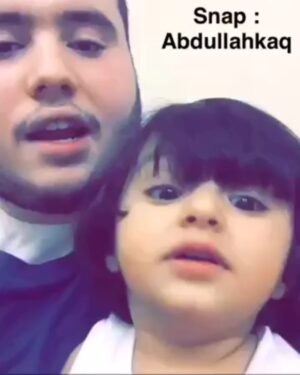 Abdullah Algafari Instagram - اتوقع انا اول شخص يستفيد من تحديث سناب بشيء صدقي🌞😂وادعولها مصخنة بعد قلبي هي